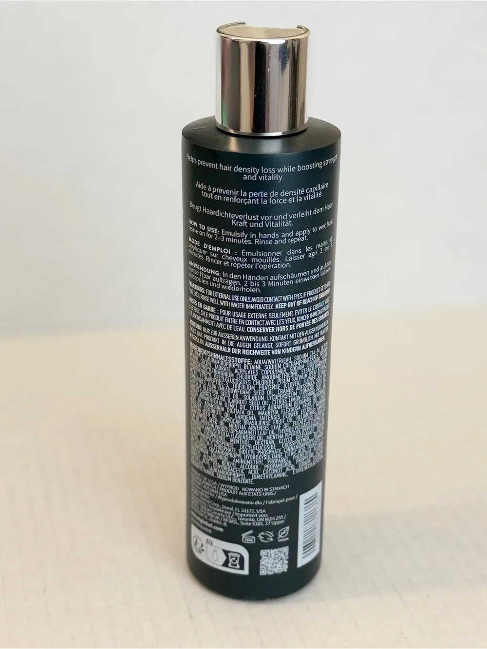 Monat BLACK Shampoo + Conditioner — Black